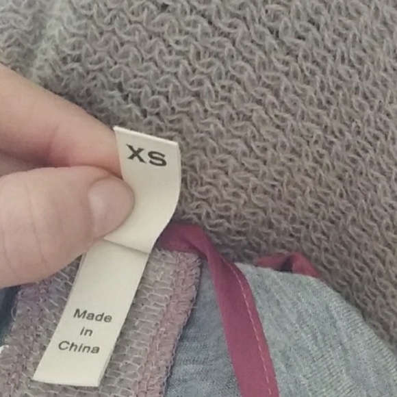 Anthropology "Tiny" gray/pink sequence blouse … - Picture 8 of 8